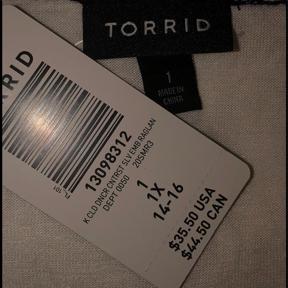 Torrid Raglan Shirt - Picture 4 of 6